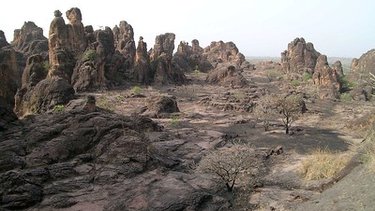 wendtoin-tonde-rtkAMEmpylQ-unsplash