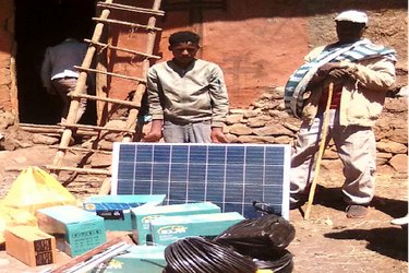 The beneficiaries received the solar panel and its accessories